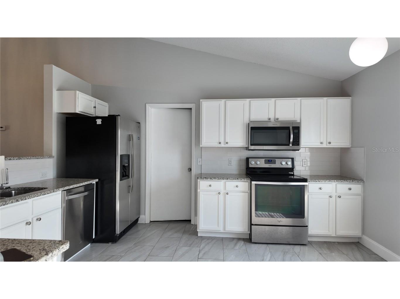 446 Arkansas Court Kissimmee FL 34759 O6366417 image2