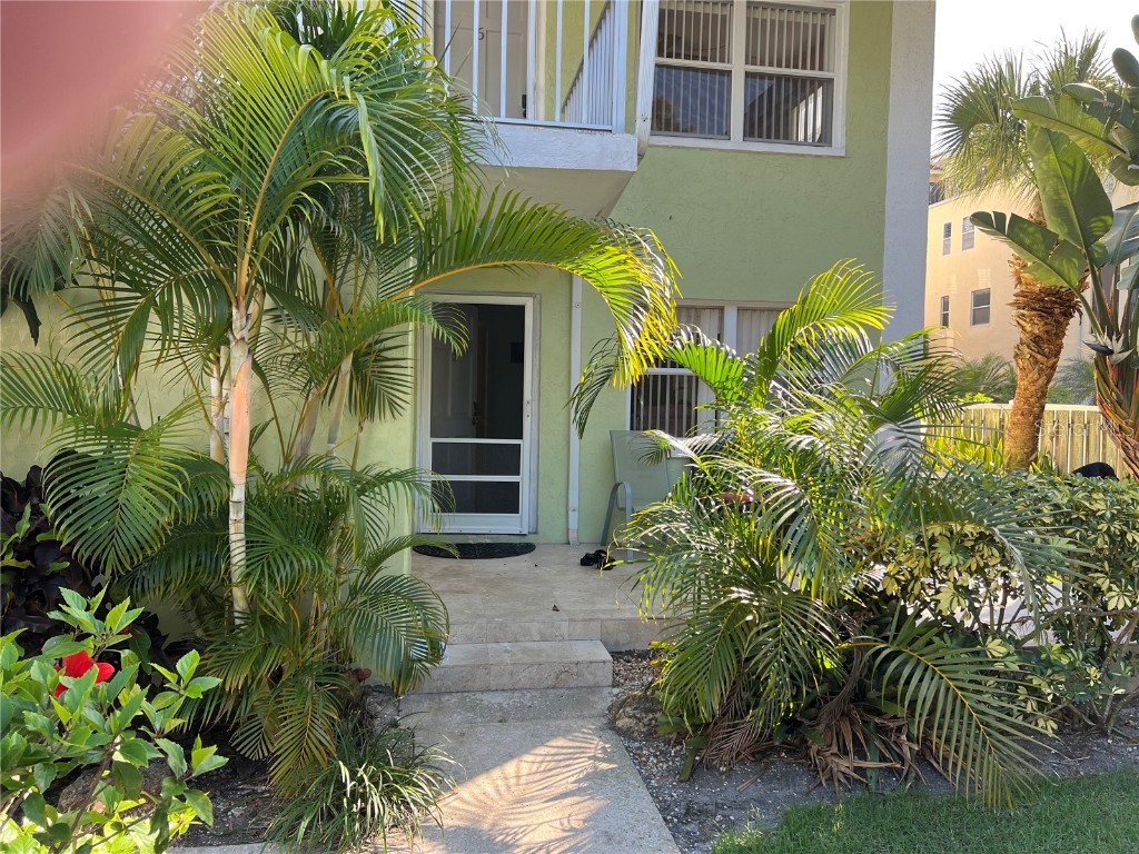 446 Canal Road #5 Sarasota FL 34242 A4529929 image1