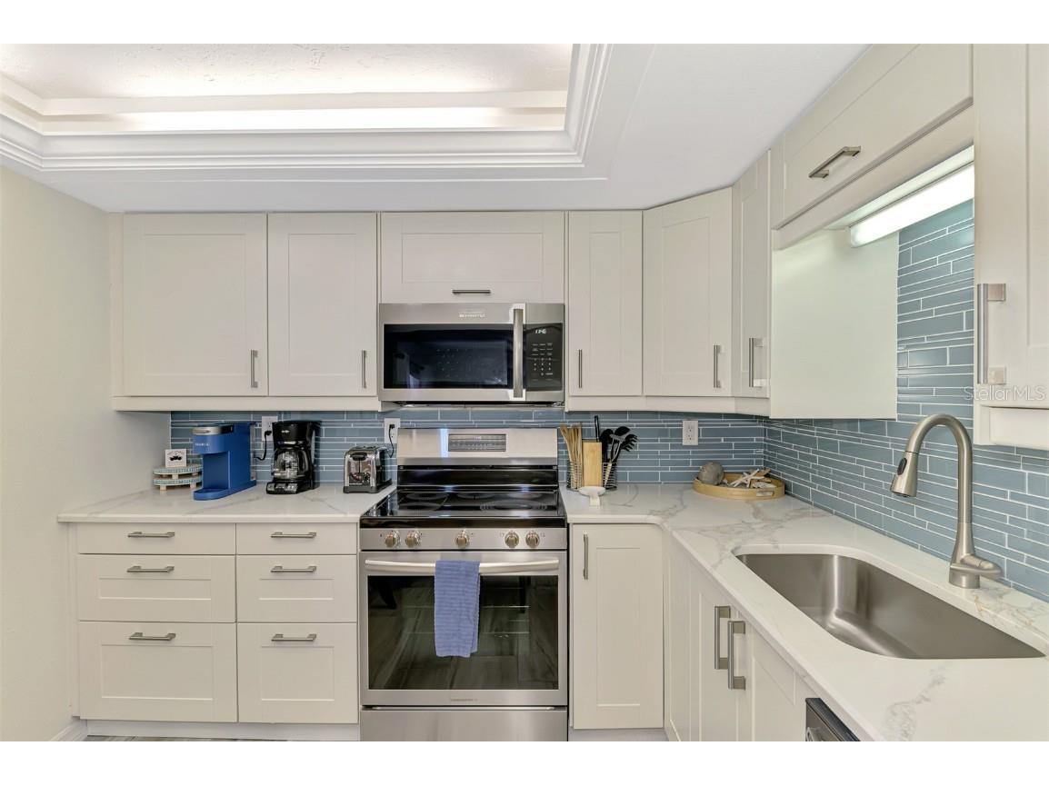 446 Canal Road #5 Sarasota FL 34242 A4605587 image11