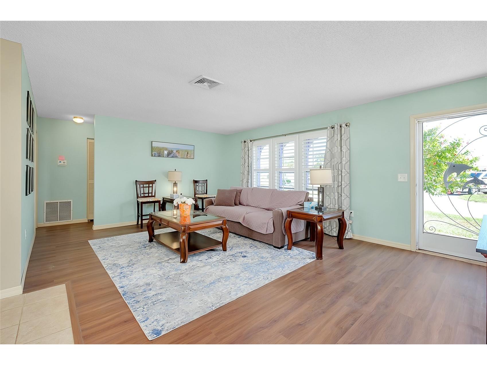 446 Circlewood Drive #L2 Venice FL 34293 N6140910 image13