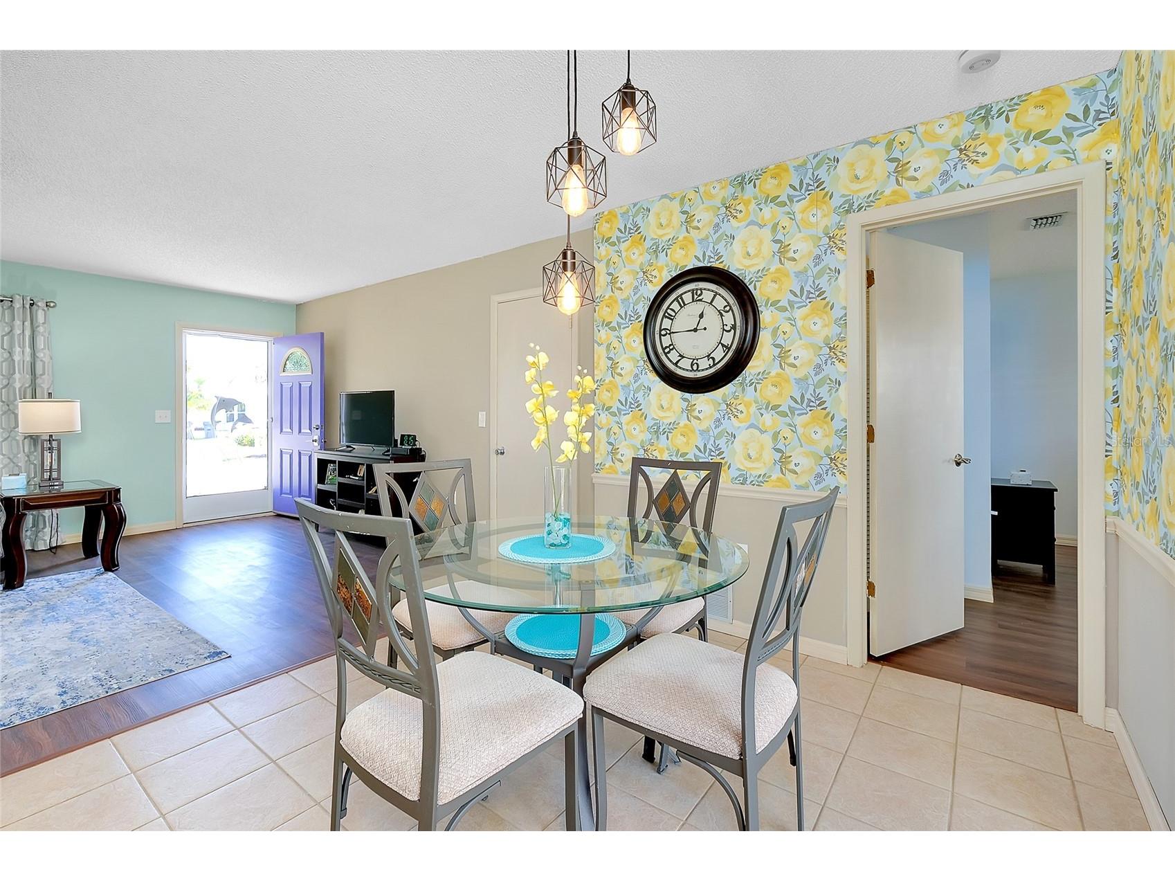 446 Circlewood Drive #L2 Venice FL 34293 N6140910 image17
