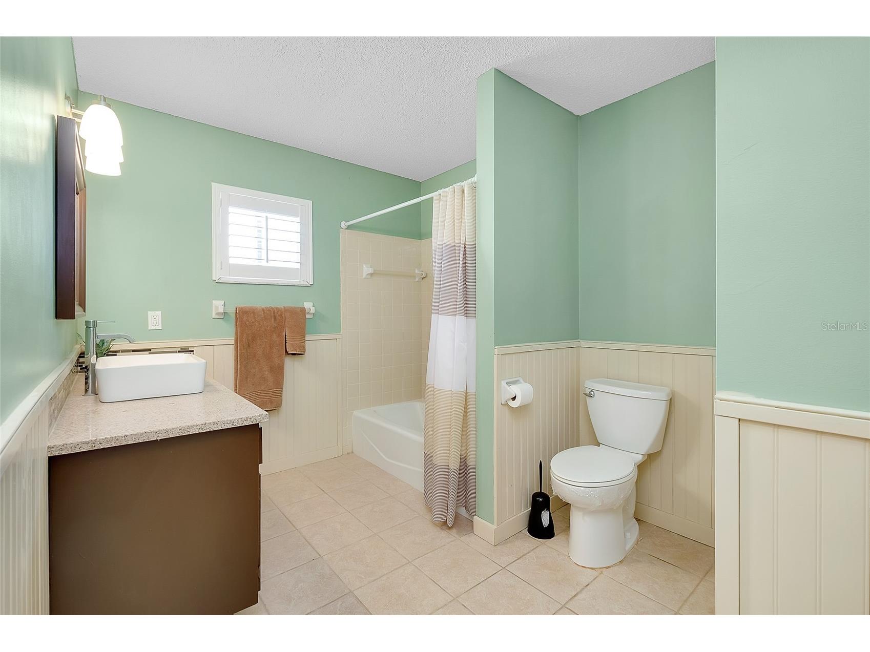 446 Circlewood Drive #L2 Venice FL 34293 N6140910 image36