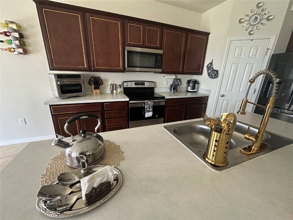 446 Citrus Isle Loop Davenport FL 33837 S5134836 image5