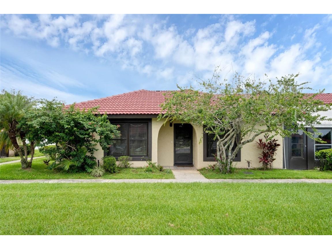 446 Hunter Circle Kissimmee FL 34758 O6122385 image1