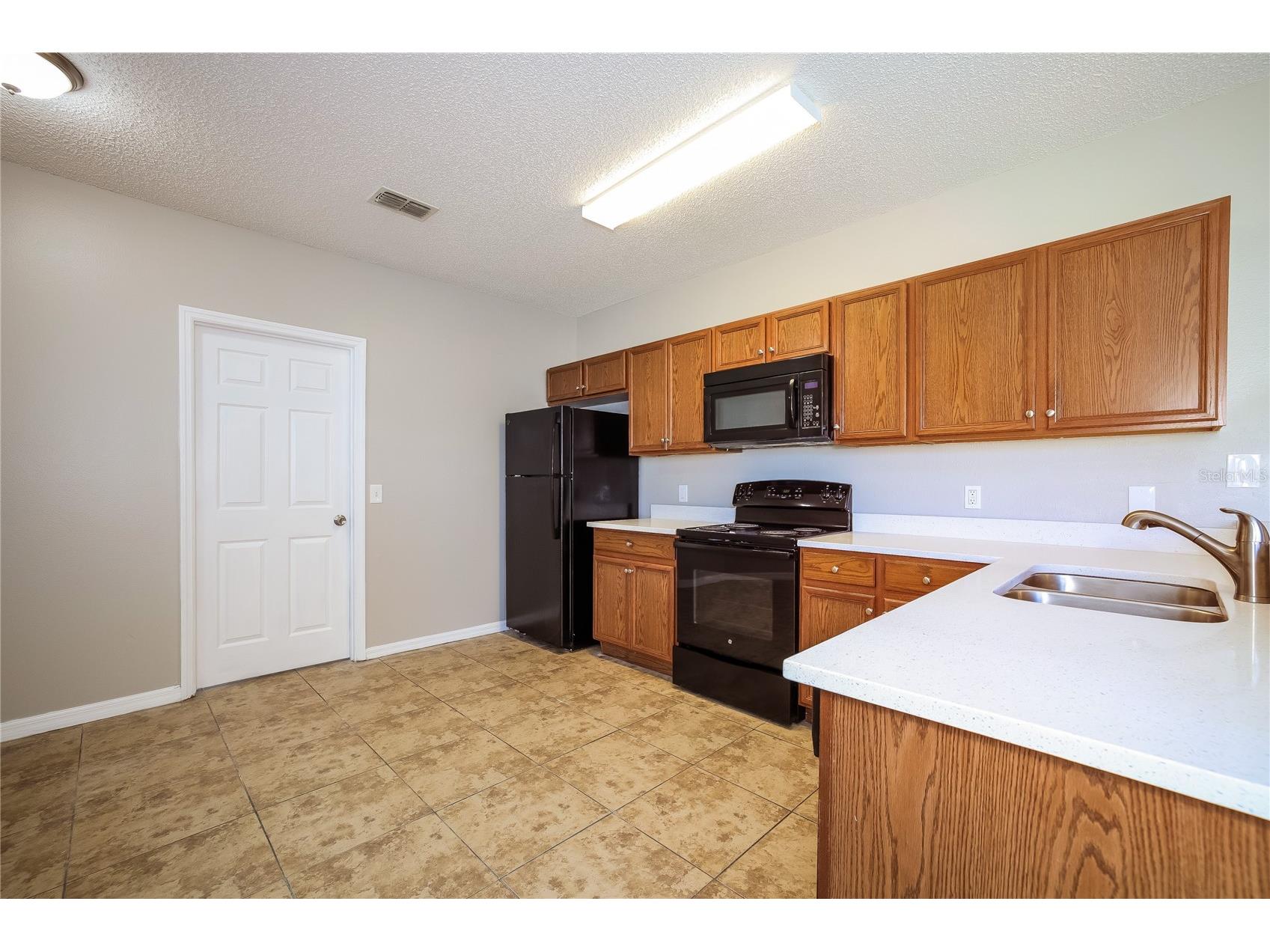 446 Spike Court Kissimmee FL 34759 O6423783 image5