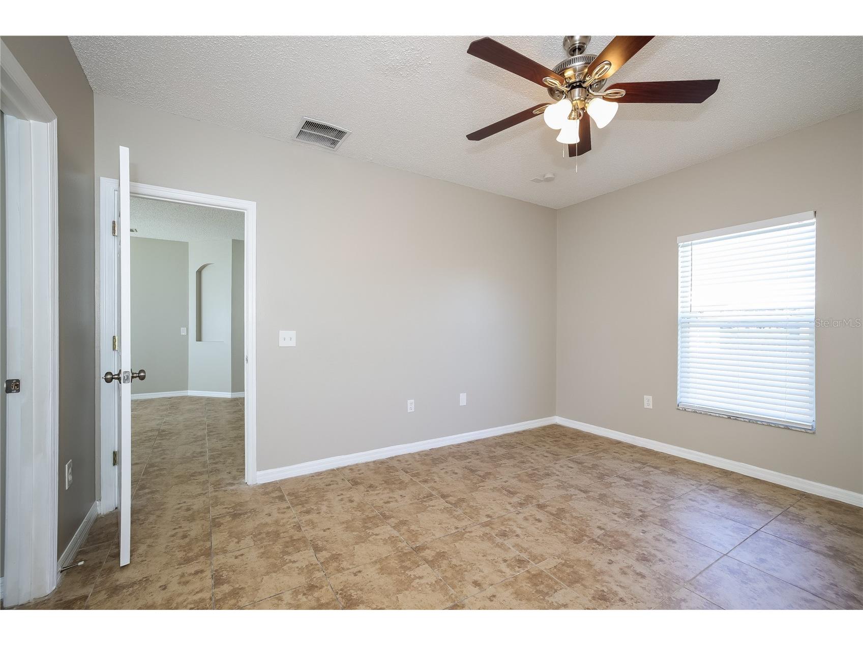 446 Spike Court Kissimmee FL 34759 O6423783 image8