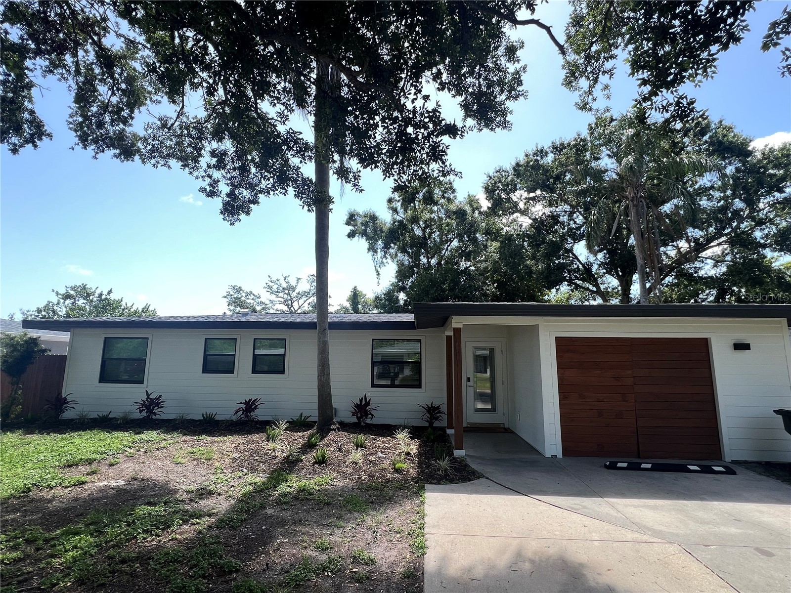 4460 Emerald Ridge Drive Sarasota FL 34233 A4654800 image1