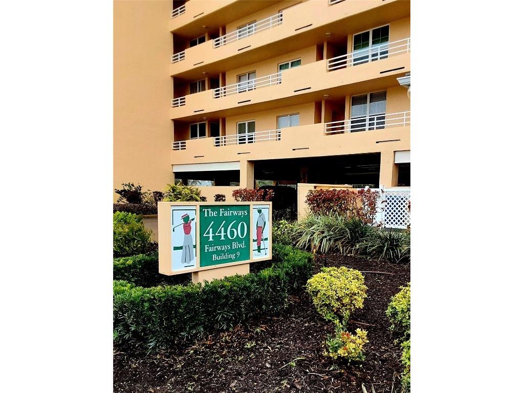 4460 Fairways Boulevard #306 Bradenton FL 34209 A4629373 image1