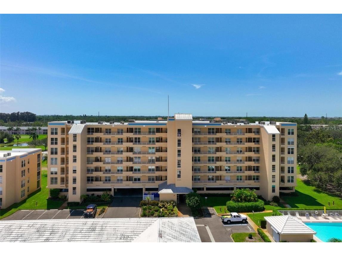 4460 Fairways Boulevard #402 Bradenton FL 34209 A4612892 image1