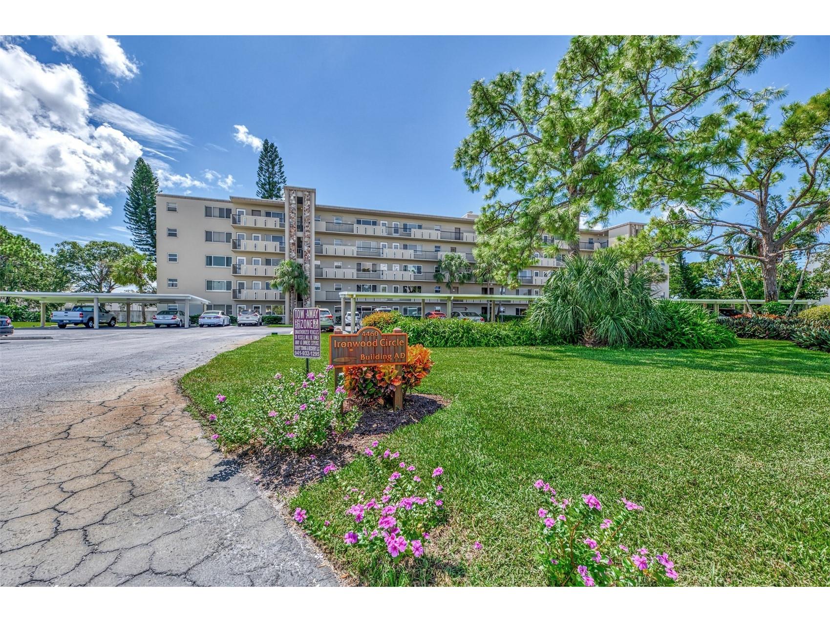 4460 Ironwood Circle #102A Bradenton FL 34209 A4690655 image1