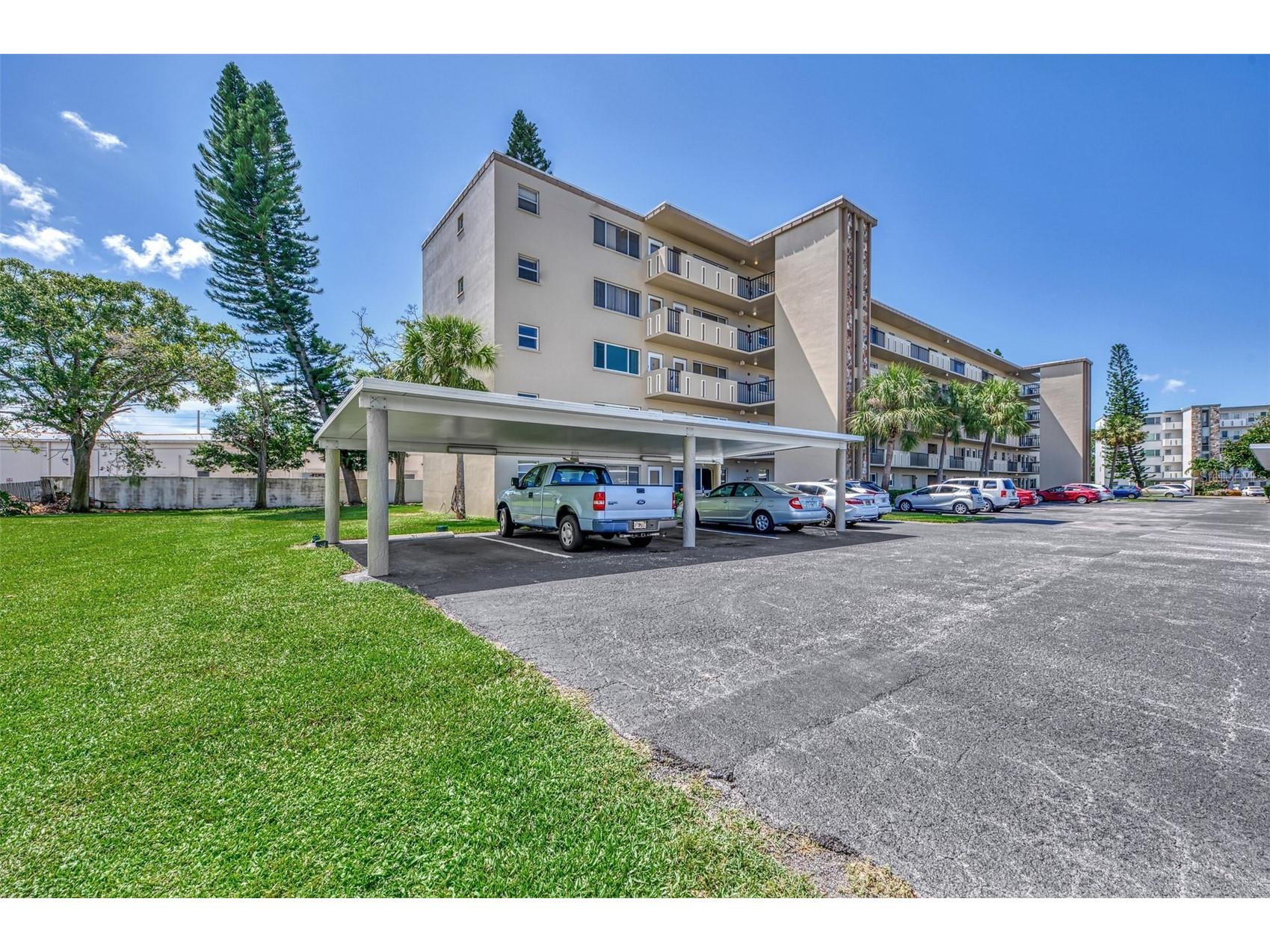 4460 Ironwood Circle #102A Bradenton FL 34209 A4690655 image4