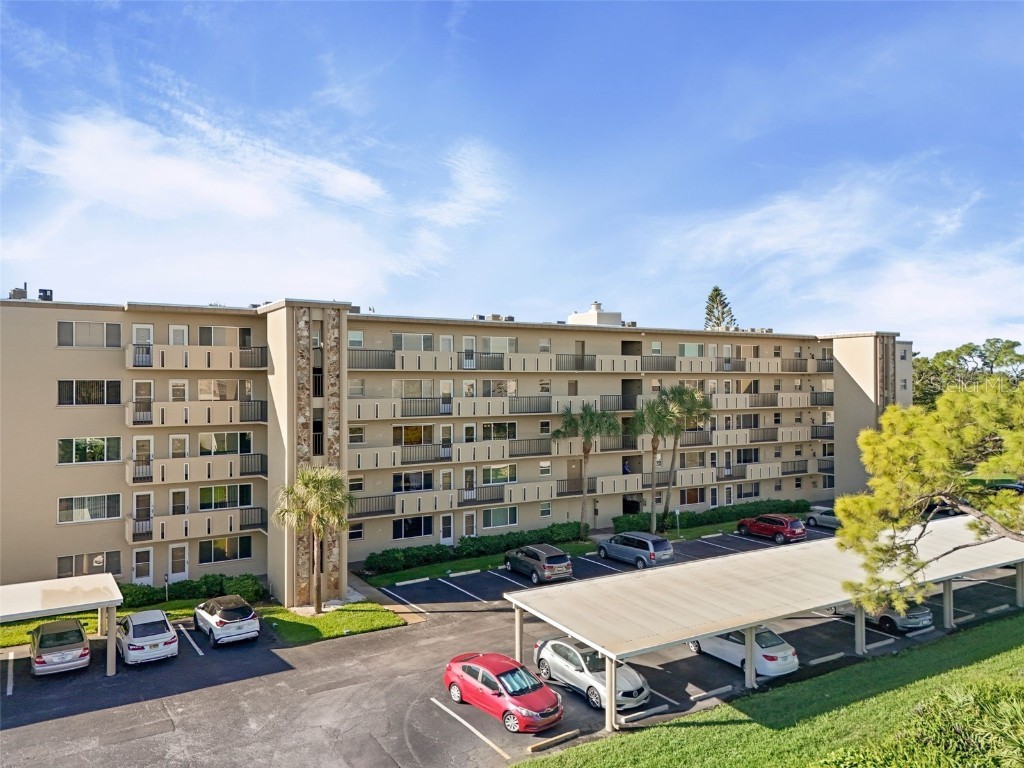 4460 Ironwood Circle #304A Bradenton FL 34209 A4668665 image2