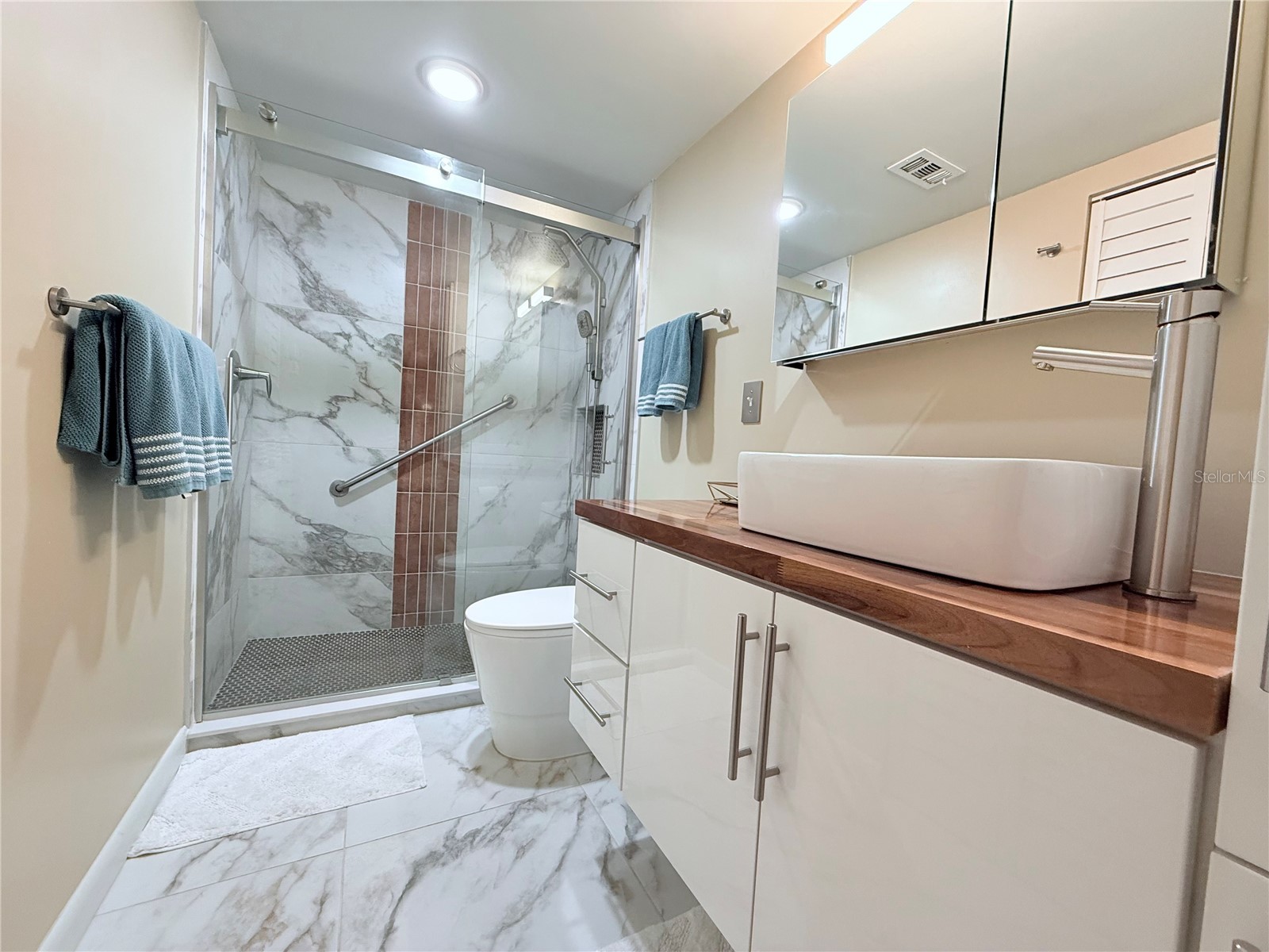 4460 Ironwood Circle #304A Bradenton FL 34209 A4694582 image6