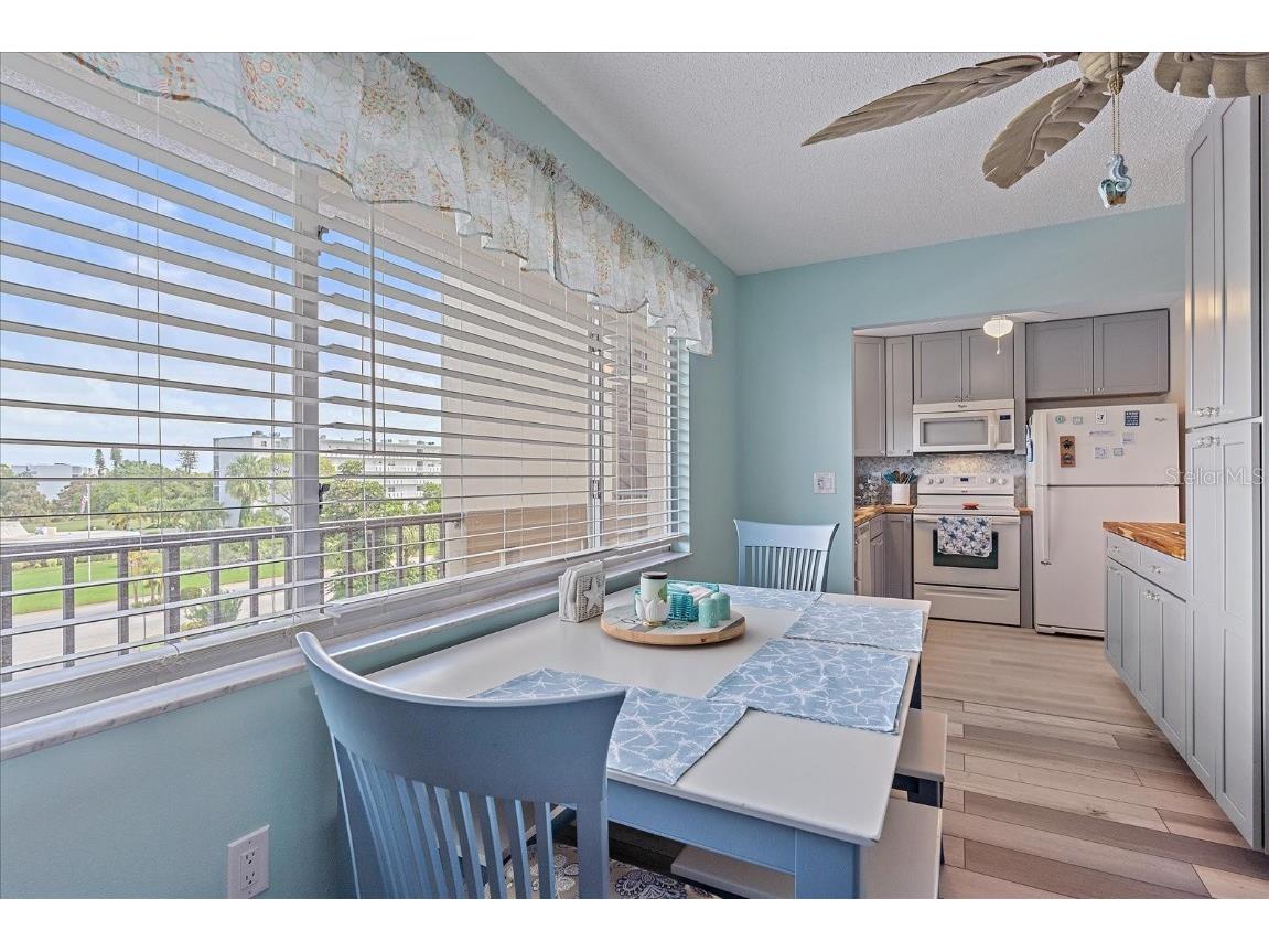 4460 Ironwood Circle #403A Bradenton FL 34209 A4668380 image8