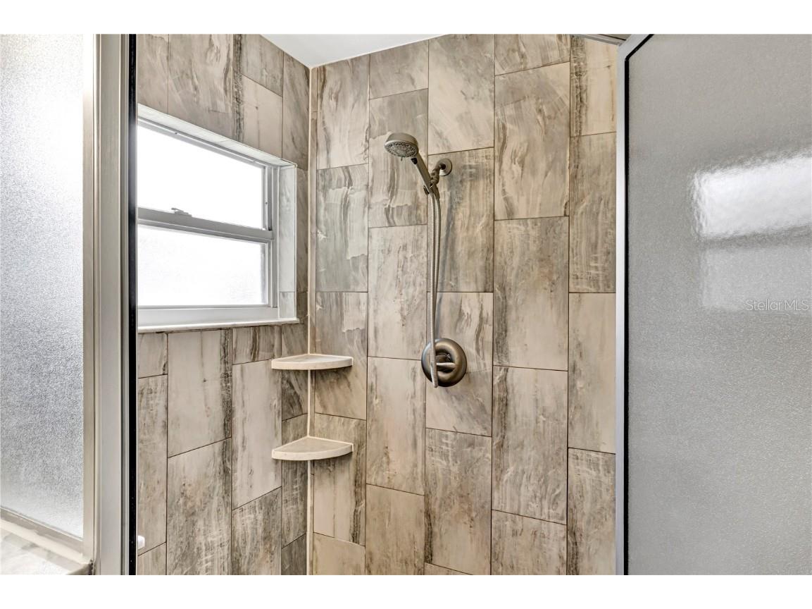 4461 Ascot Circle N Sarasota FL 34235 A4672368 image13