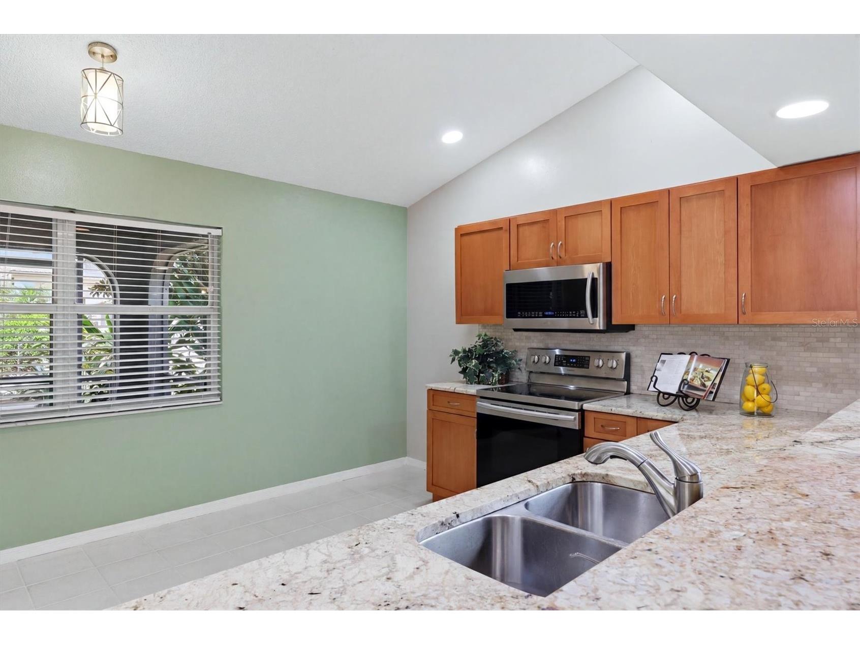 4461 Ascot Circle N Sarasota FL 34235 TB8523658 image12