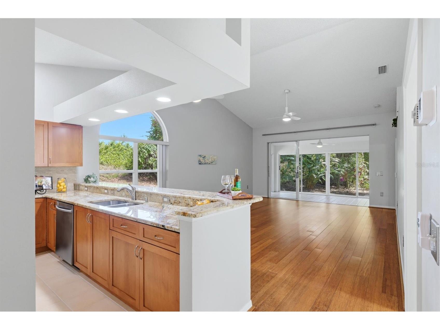 4461 Ascot Circle N Sarasota FL 34235 TB8523658 image17