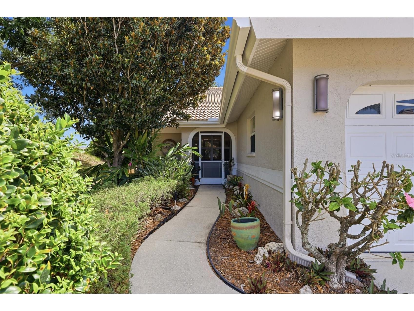 4461 Ascot Circle N Sarasota FL 34235 TB8523658 image2