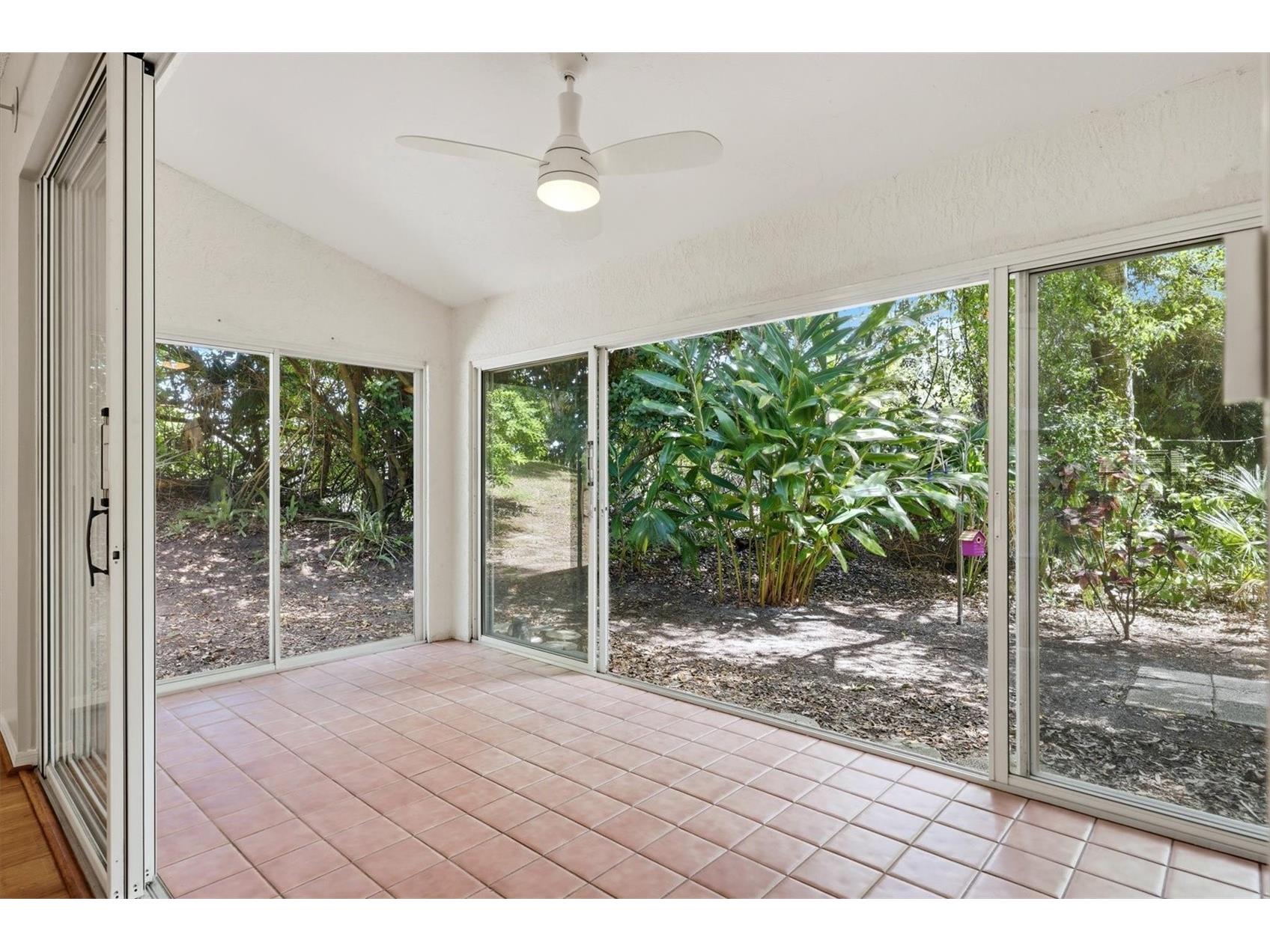 4461 Ascot Circle N Sarasota FL 34235 TB8523658 image31