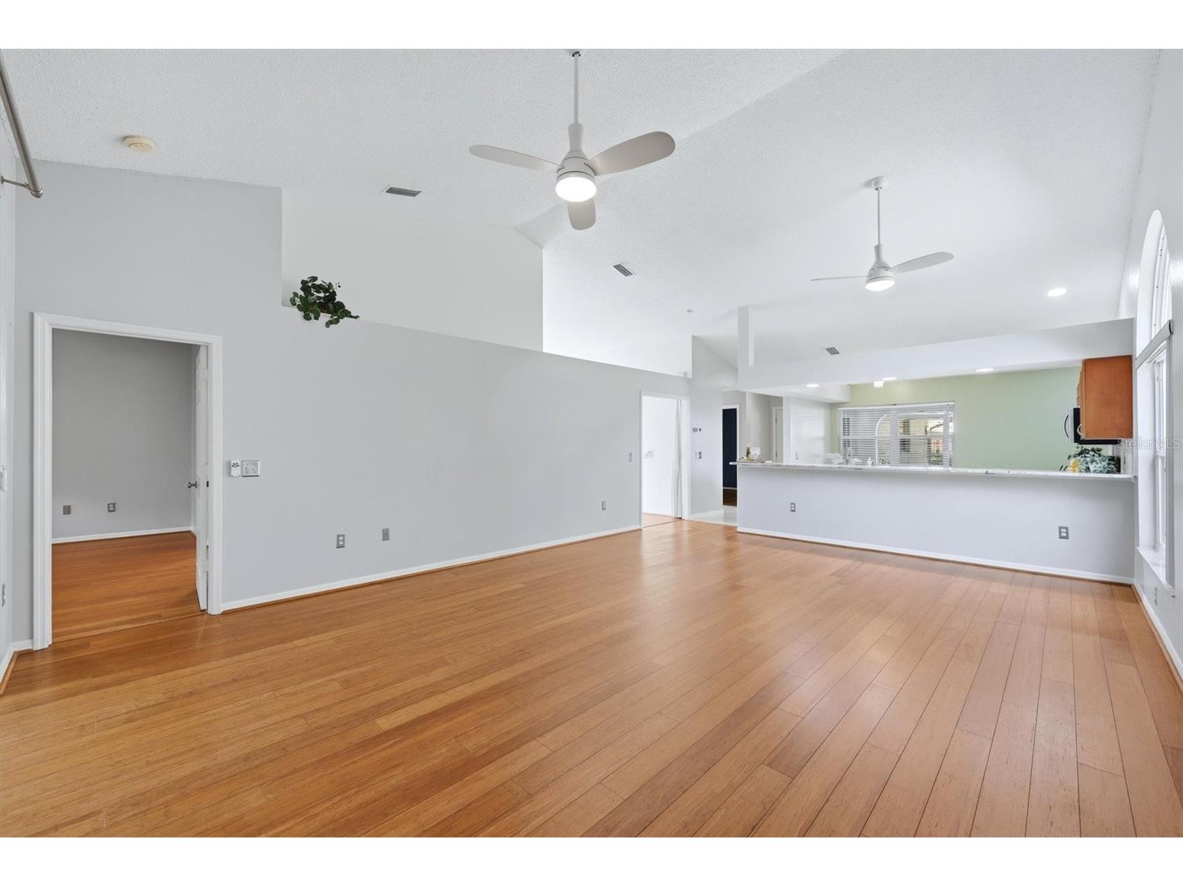 4461 Ascot Circle N Sarasota FL 34235 TB8523658 image8