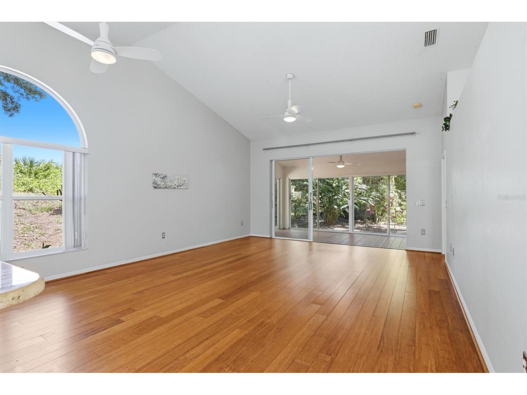 4461 Ascot Circle N Sarasota FL 34235 TB8523658 image9