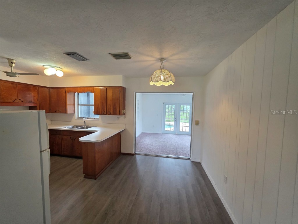 4461 Maceachen Boulevard Sarasota FL 34233 A4664612 image15