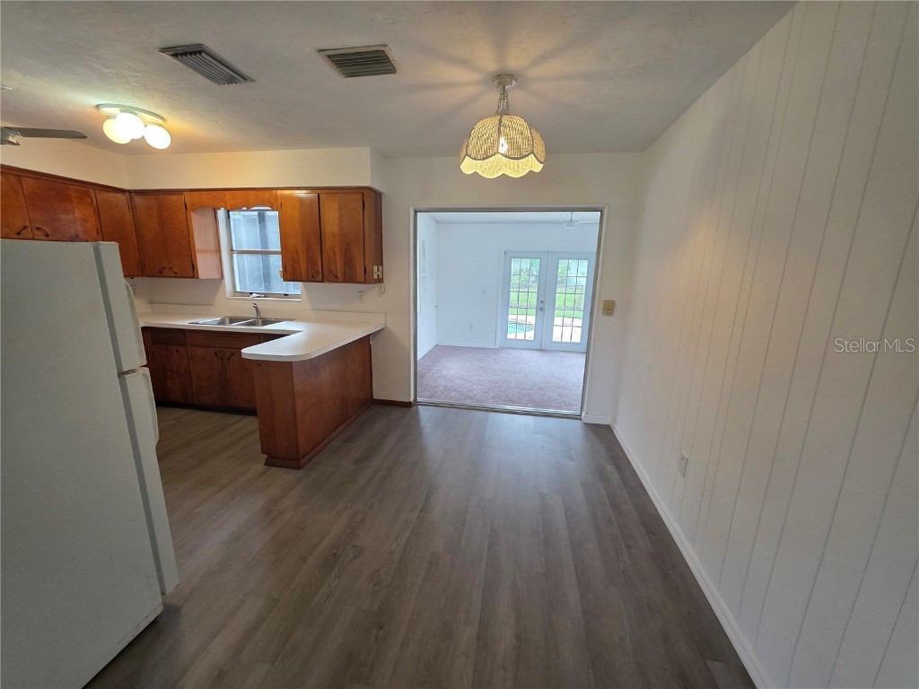 4461 Maceachen Boulevard Sarasota FL 34233 A4664612 image16