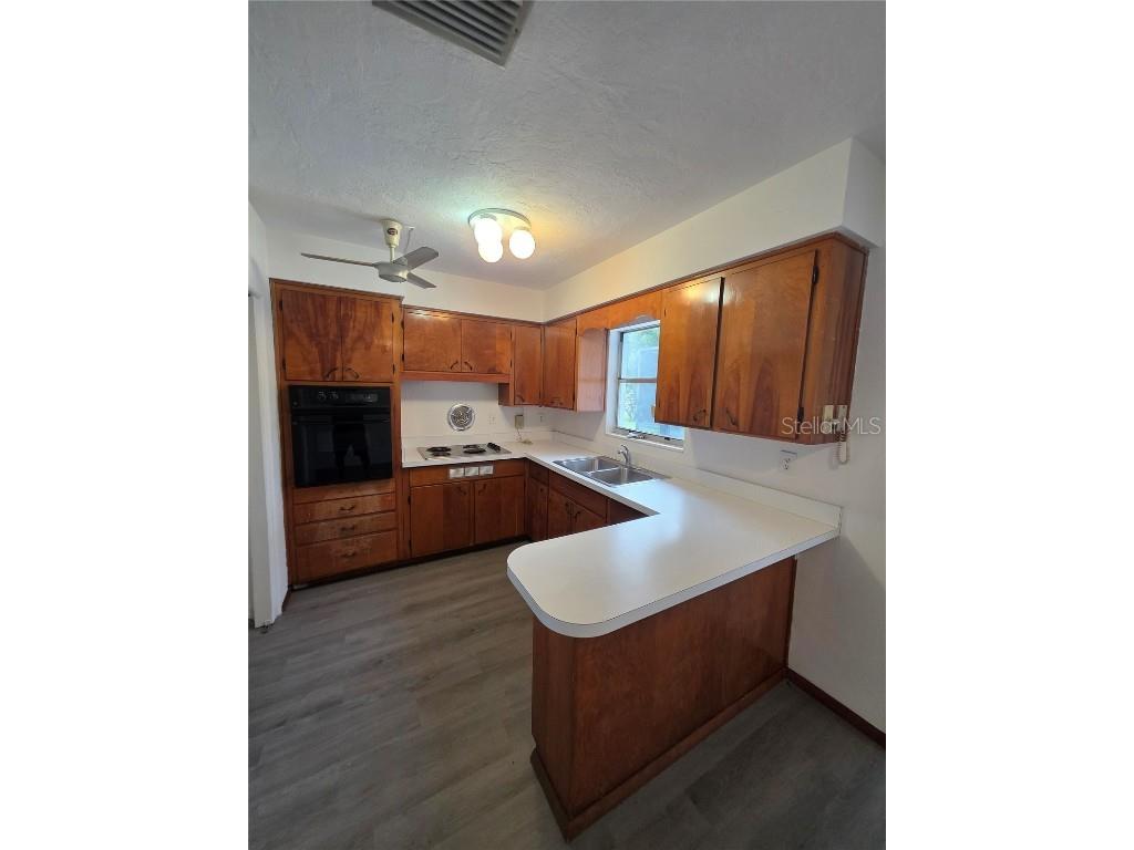 4461 Maceachen Boulevard Sarasota FL 34233 A4664612 image7