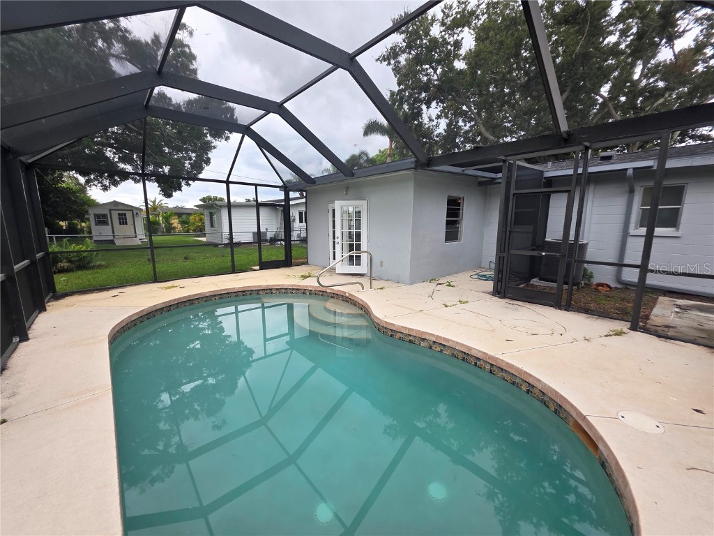 4461 Maceachen Boulevard Sarasota FL 34233 A4664612 image9