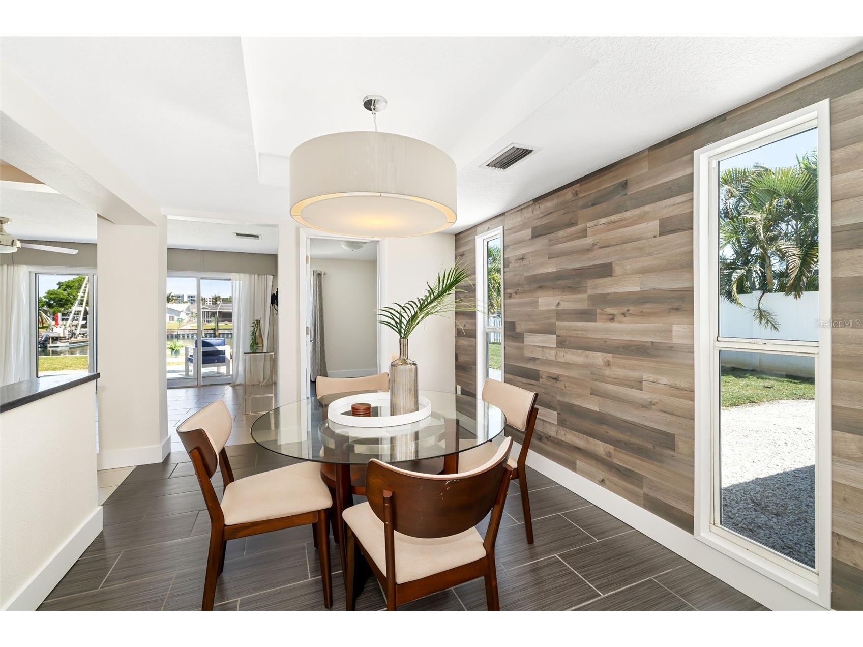 4462 39th Street S Saint Petersburg FL 33711 - BOCA CIEGA BAY TB8499843 image4