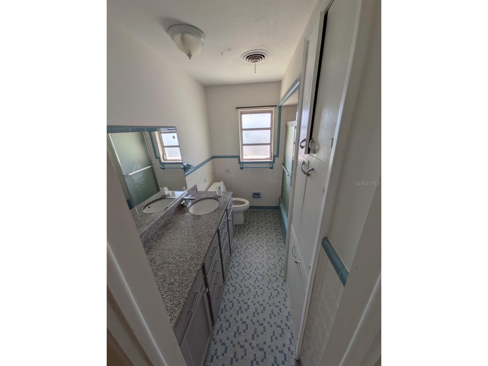 4462 46th Avenue N Saint Petersburg FL 33714 A4693684 image7