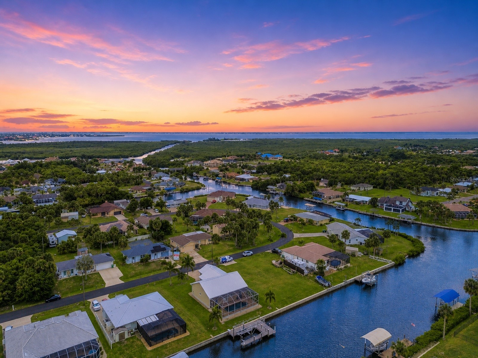 4462 Ewing Circle Port Charlotte FL 33948 - WYNKOOP WATERWAY A4692230 image2
