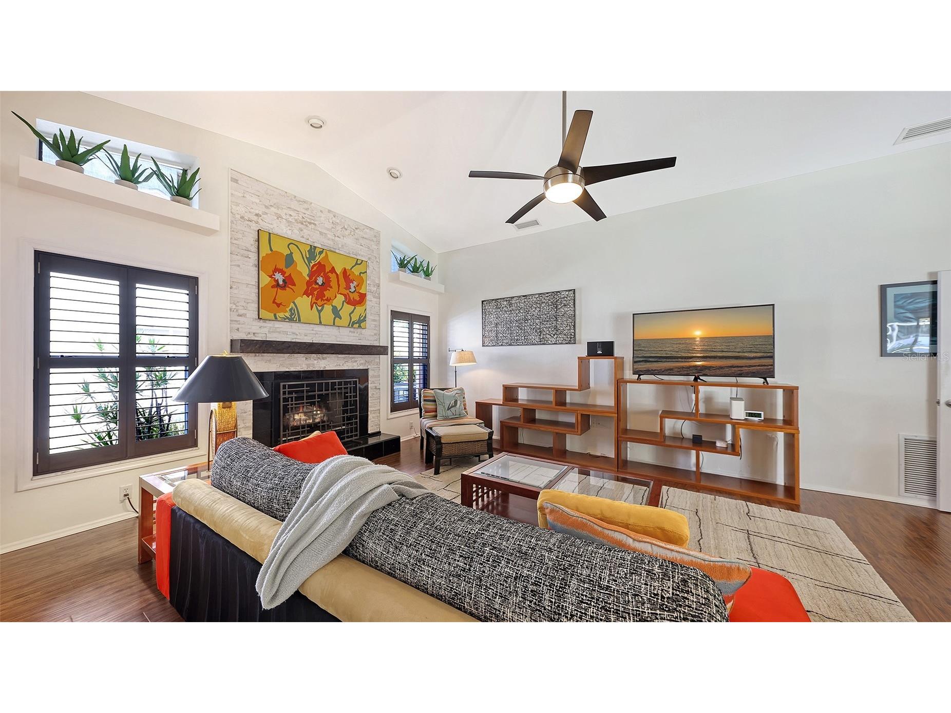 4463 Diamond Circle S Sarasota FL 34233 A4695018 image18