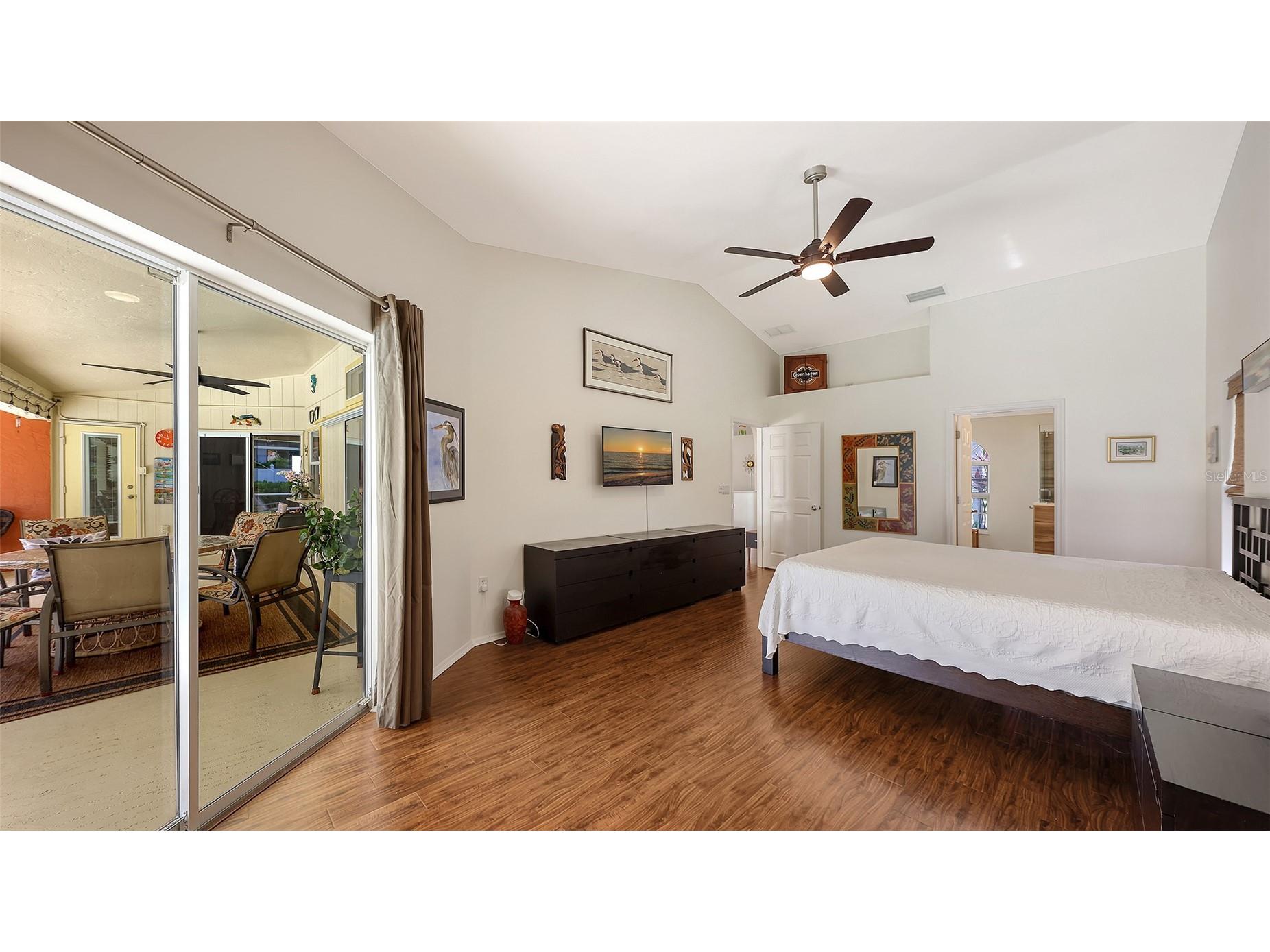 4463 Diamond Circle S Sarasota FL 34233 A4695018 image24