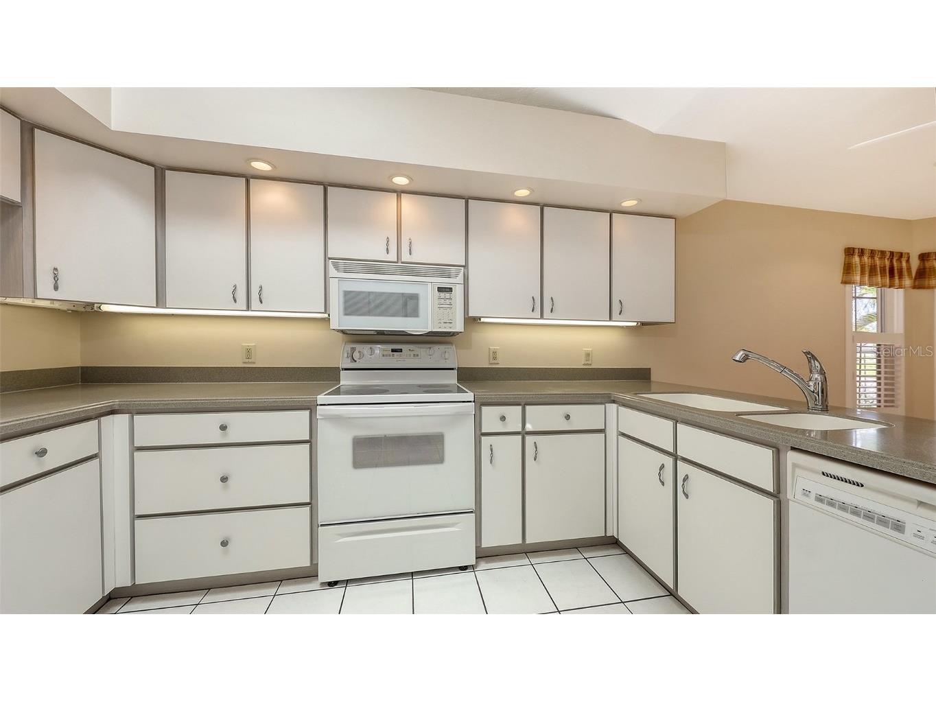 4464 Calle Serena Sarasota FL 34238 A4662305 image31