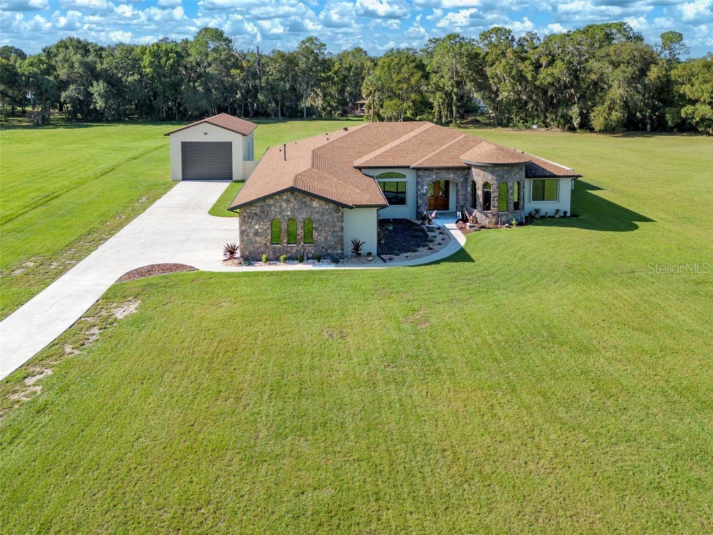 4464 E Shirley Shores Road Tavares FL 32778 - HARRIS CHAIN OF LAKES G5074314 image1