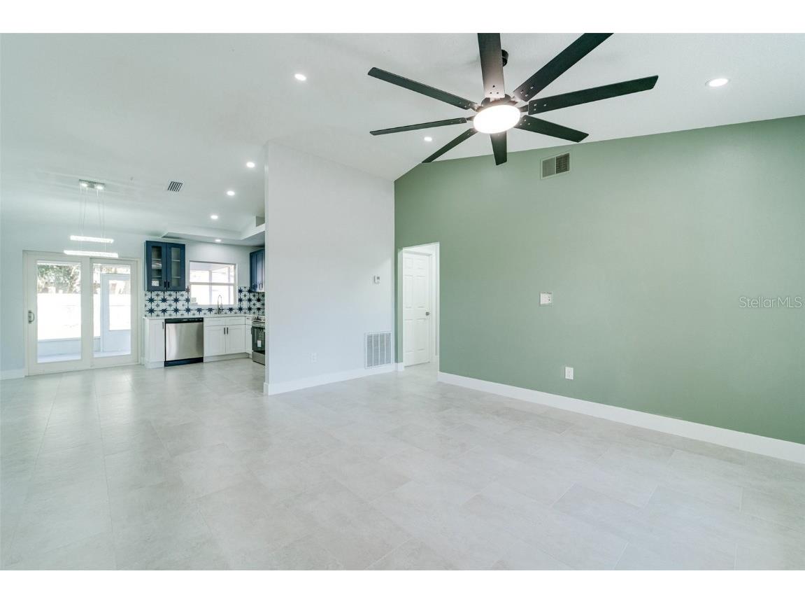 4464 Wabasso Avenue North Port FL 34287 A4675537 image16