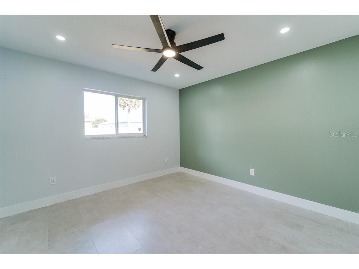 4464 Wabasso Avenue North Port FL 34287 A4675537 image39