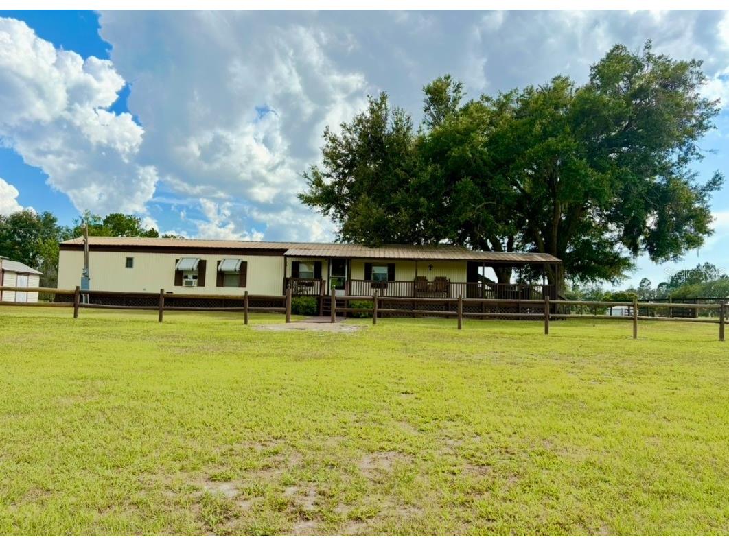 44645 Misty Isle Drive Deland FL 32720 V4943270 image1