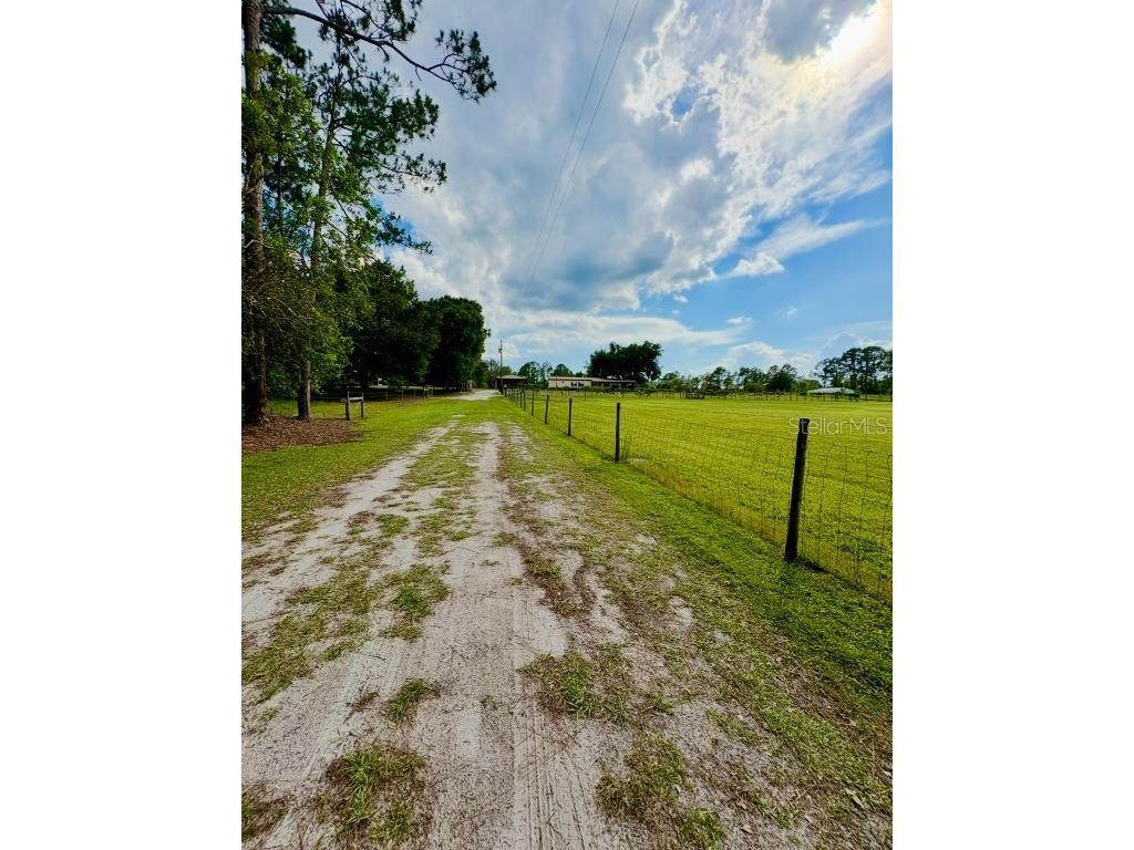 44645 Misty Isle Drive Deland FL 32720 V4943270 image4