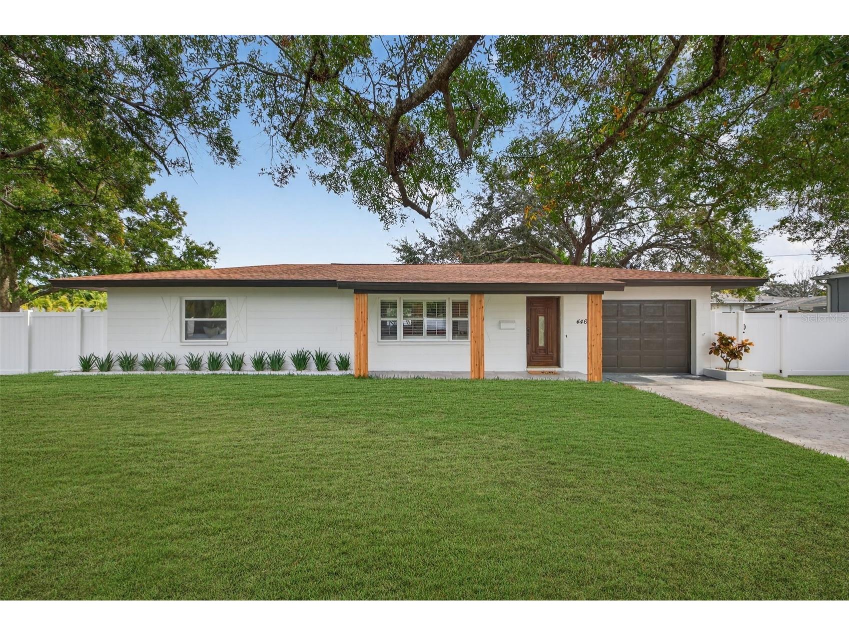 4465 1st Way NE Saint Petersburg FL 33703 TB8464369 image1