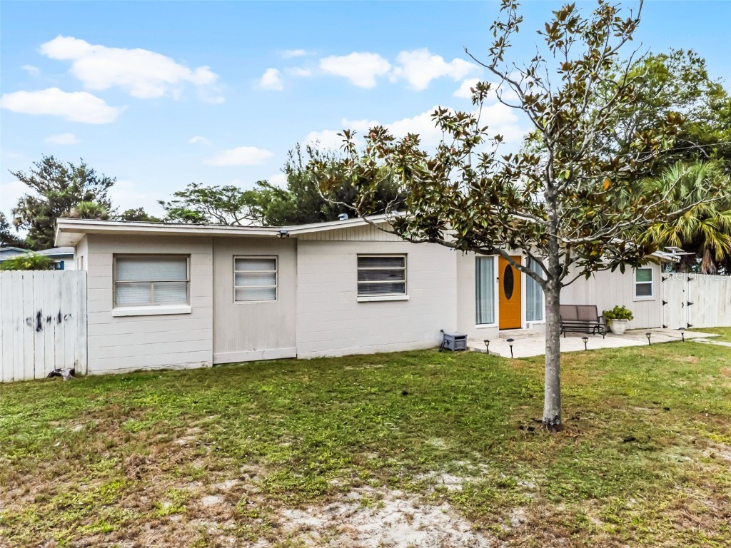 4465 Gray Avenue Titusville FL 32780 O6347569 image3