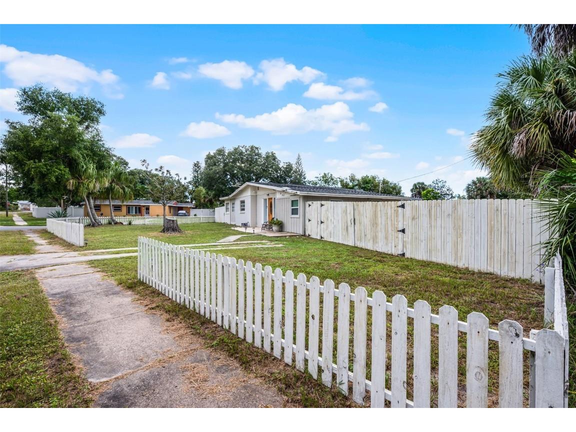 4465 Gray Avenue Titusville FL 32780 O6347569 image4