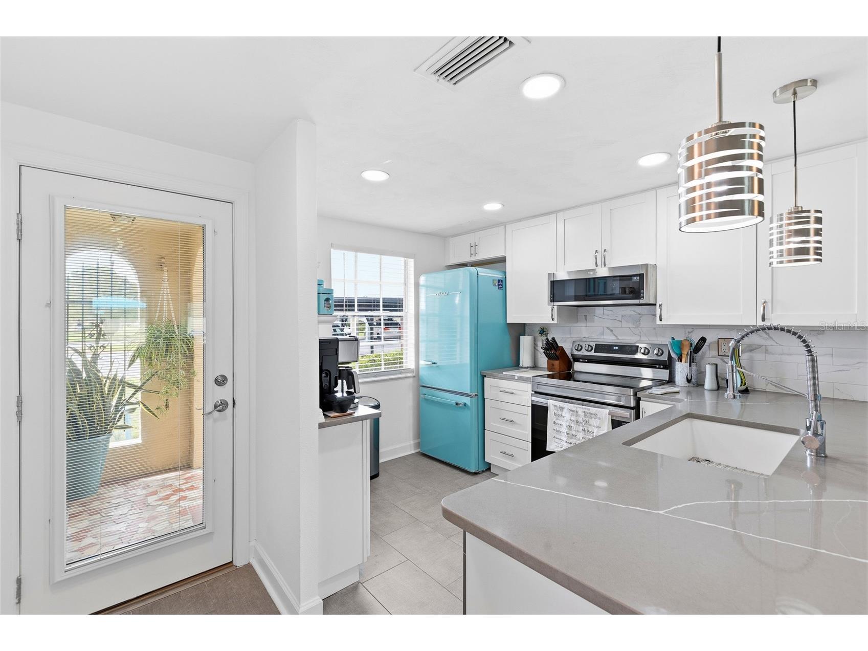 4467 Rustic Drive New Port Richey FL 34652 TB8478203 image4