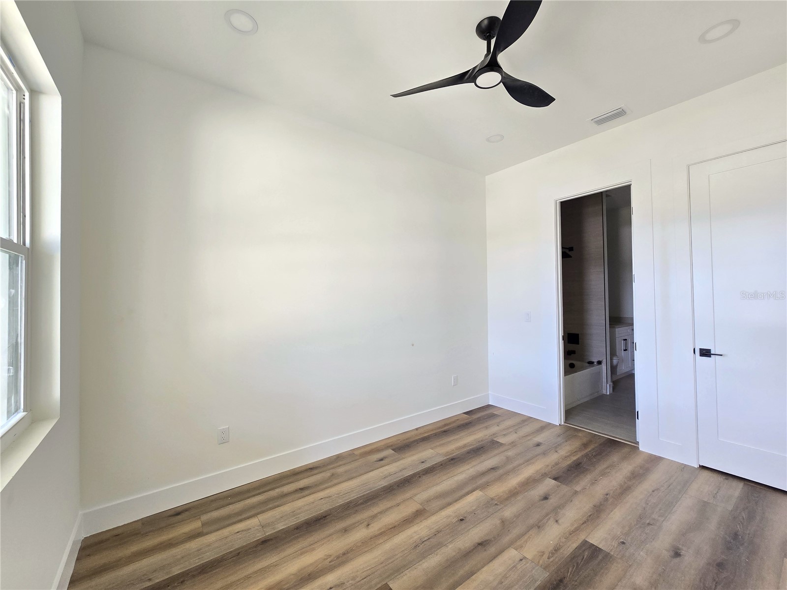 4468 57th Avenue N Saint Petersburg FL 33714 TB8496152 image13
