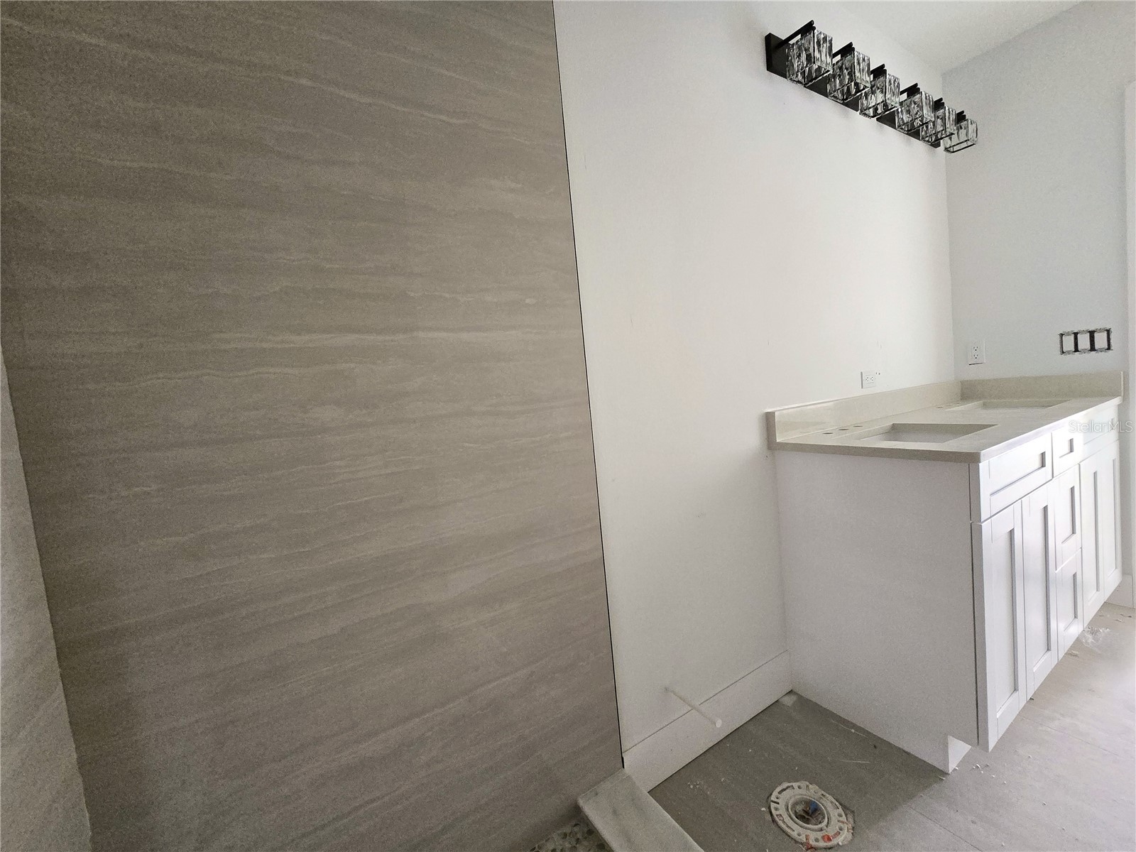 4468 57th Avenue N Saint Petersburg FL 33714 TB8496152 image37