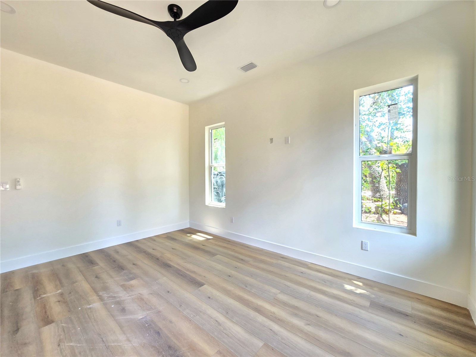 4468 57th Avenue N Saint Petersburg FL 33714 TB8496152 image4