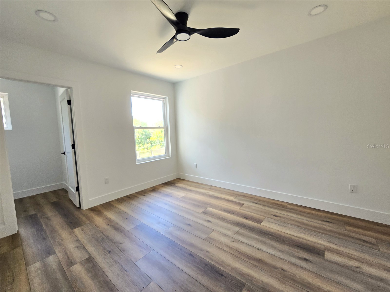 4468 57th Avenue N Saint Petersburg FL 33714 TB8496152 image9