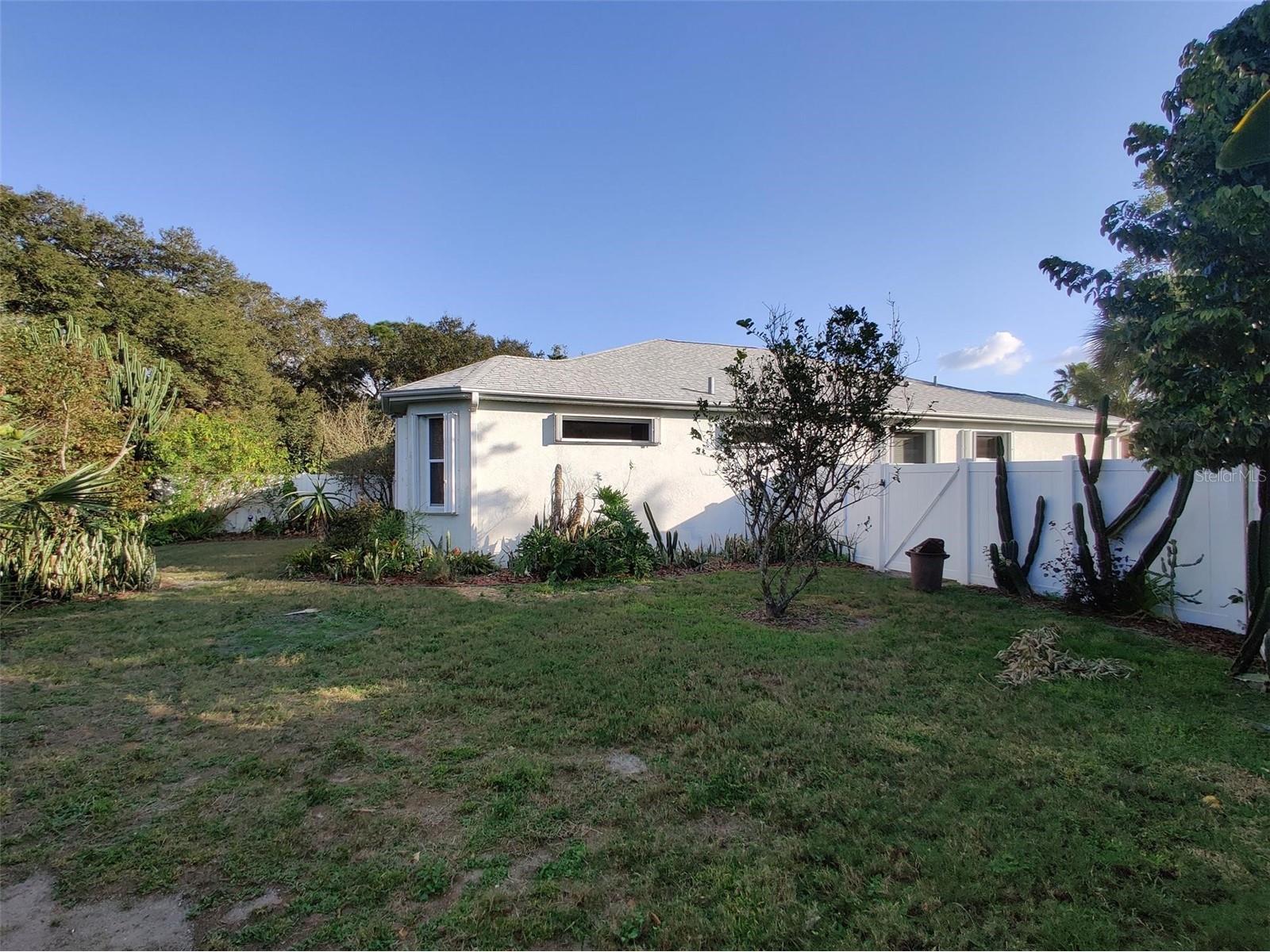 4469 Edinbridge Circle #25 Sarasota FL 34235 A4696714 image22
