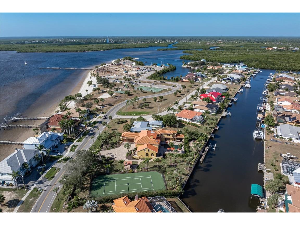 4469 Harbor Boulevard Port Charlotte FL 33952 - HARBOR WATERWAY CANAL C7519269 image4